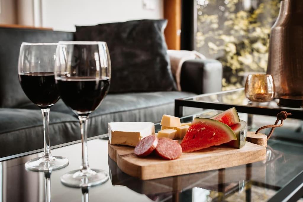 -Nieuw- Luxe & Sfeervol Vakantiehuis Толен Екстериор снимка